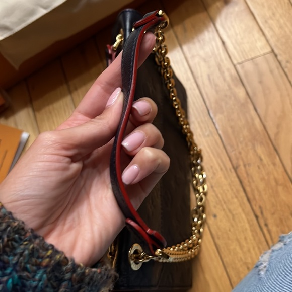 Louis Vuitton flap bag - Picture 12 of 14